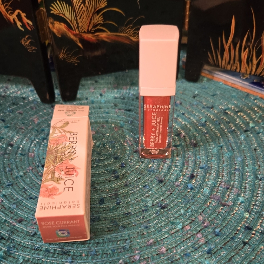 Pink Lip Gloss with Natural Flush and Versatile Shade